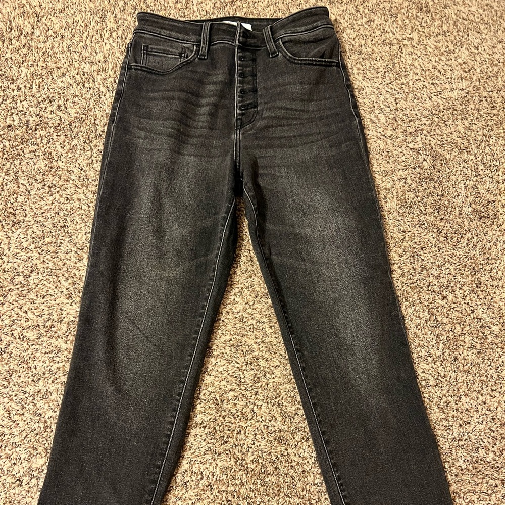 High rise mom fit Jean from buckle.